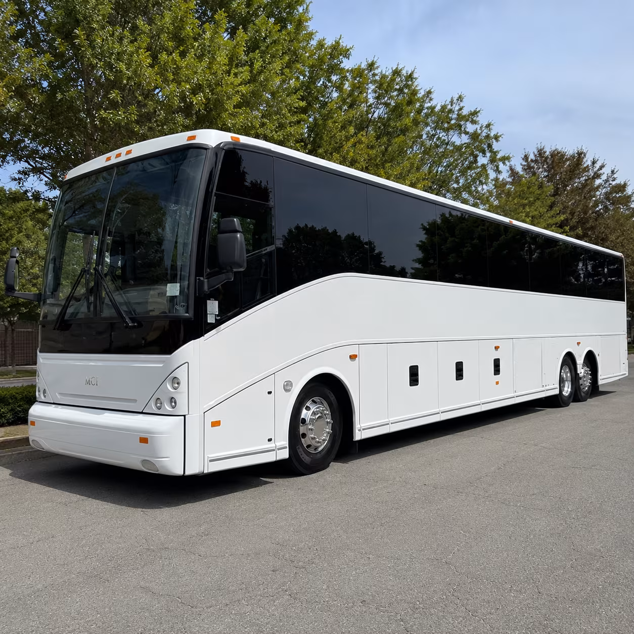 guest shuttles to love two vines and venue and wedding venues around rancho cordova